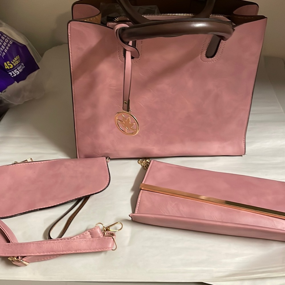 Pink three pieces handbag
